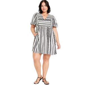 Old Navy Black and White V-Neck Mini Swing Dress Women's Plus 3x